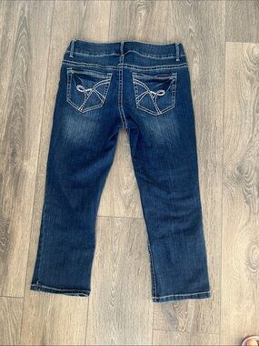 Dark Blue Straight-Leg capris with white Back Stitching